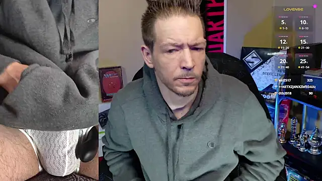 Snapshot of MasterForgedRayy chatting on 02/21/25, 06:51 MasterForgedRayy online show from 02/21/25, 06:51