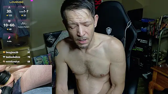 Snapshot of MasterForgedRayy chatting on 02/19/26, 04:47 MasterForgedRayy online show from 02/19/26, 04:47