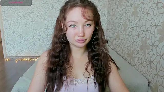 Lissa Cristal online show from 04/22/26, 09:22