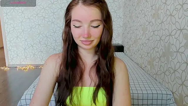 Snapshot of Lissa_Cristal chatting on 06/12/26, 08:57 Lissa Cristal online show from 06/12/26, 08:57