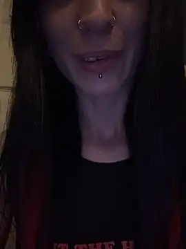 MissMidnightUK online show from 05/16/26, 12:07
