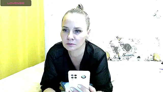 Milen Milf online show from 02/04/25, 06:49