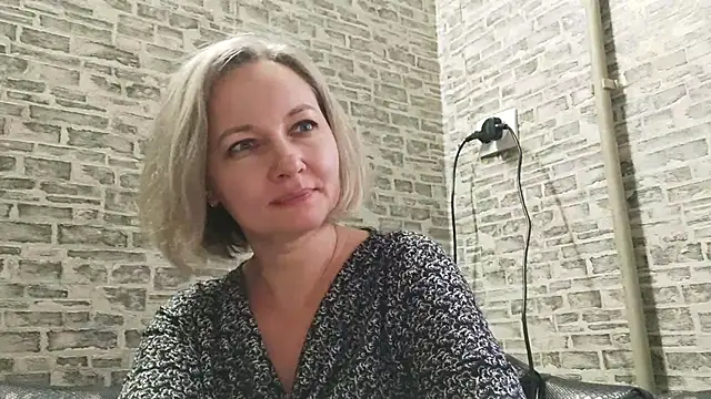 Snapshot of EdithManning chatting on 01/16/25, 09:05 EdithManning online show from 01/16/25, 09:05