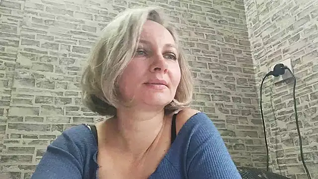 Snapshot of EdithManning chatting on 02/07/25, 08:44 EdithManning online show from 02/07/25, 08:44