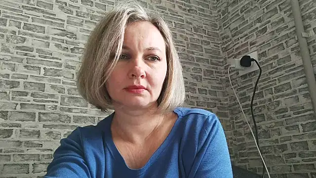 Snapshot of EdithManning chatting on 02/11/25, 06:19 EdithManning online show from 02/11/25, 06:19