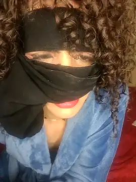 Snapshot of lolimirass24 chatting on 12/17/24, 01:18 lolimirass24 online show from 12/17/24, 01:18