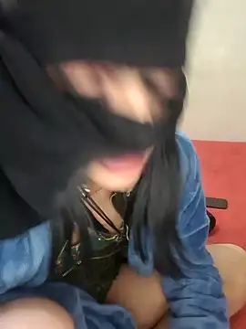 Snapshot of lolimirass24 chatting on 12/25/24, 12:27 lolimirass24 online show from 12/25/24, 12:27