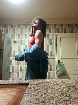 Snapshot of lolimirass24 chatting on 01/01/25, 05:01 lolimirass24 online show from 01/01/25, 05:01