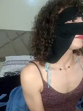 Snapshot of lolimirass24 chatting on 01/12/25, 01:42 lolimirass24 online show from 01/12/25, 01:42