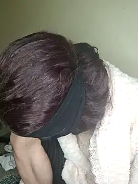 Snapshot of lolimirass24 chatting on 01/15/25, 08:16 lolimirass24 online show from 01/15/25, 08:16