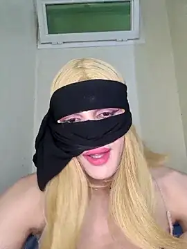 Snapshot of lolimirass24 chatting on 03/15/25, 09:27 lolimirass24 online show from 03/15/25, 09:27