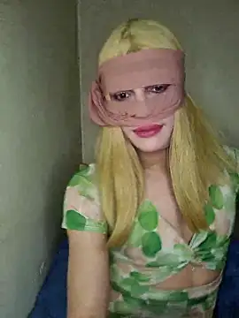 Snapshot of lolimirass24 chatting on 03/16/25, 10:31 lolimirass24 online show from 03/16/25, 10:31