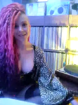 Snapshot of EdgesOfReality chatting on 02/15/26, 06:59 EdgesOfReality online show from 02/15/26, 06:59