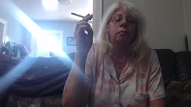 canadiancougar1965 online show from 02/05/25, 03:09