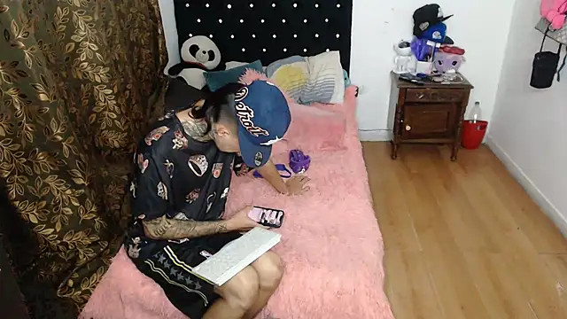 Kitty and jake online show from 03/19/25, 02:37