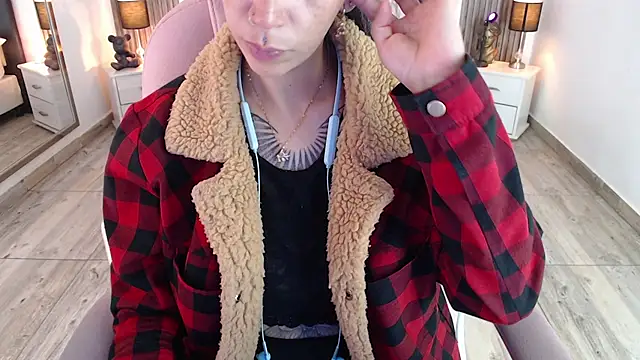 Sam mansson66 online show from 02/15/25, 12:22