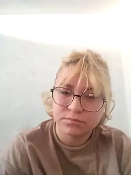 iDogrose21 online show from 12/20/25, 03:52