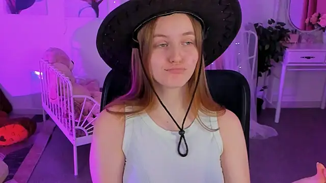 KellyPoter online show from 01/12/25, 02:30