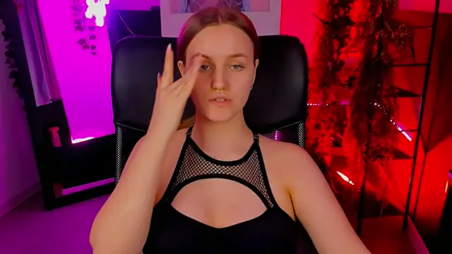 Snapshot of KellyPoter chatting on 02/28/25, 12:20 KellyPoter online show from 02/28/25, 12:20