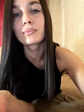 SpecialLina online show from 10/03/25, 07:49