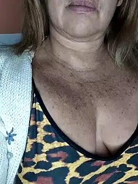 Kasandra Ho online show from 09/12/25, 06:46