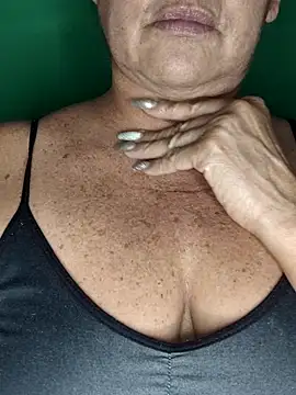 Kasandra Ho online show from 10/17/25, 01:42