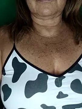 Kasandra Ho online show from 10/19/25, 01:39