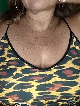 Kasandra Ho online show from 11/02/25, 01:30