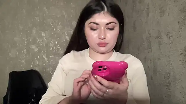 Snapshot of sweet_sisters_11 chatting on 12/02/24, 01:57 sweet sisters 11 online show from 12/02/24, 01:57