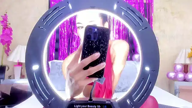 NahomiWhitel online show from 01/07/26, 06:54