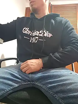 dragon1006 online show from 02/08/26, 08:34