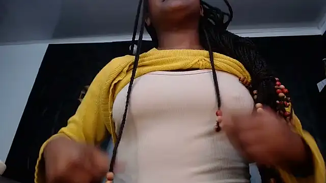 Snapshot of Hanna_Fox_69 chatting on 09/15/25, 06:24 Hanna Fox 69 online show from 09/15/25, 06:24