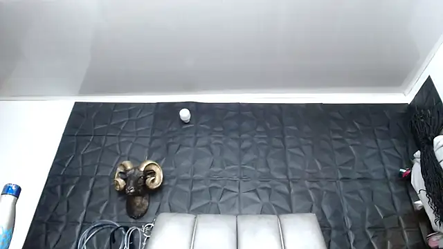 Hanna Fox 69 online show from 04/15/26, 08:54