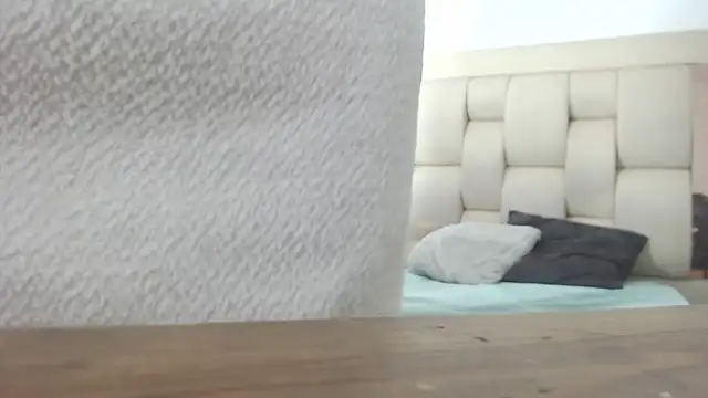 Candy and Jh0n online show from 01/28/25, 05:54