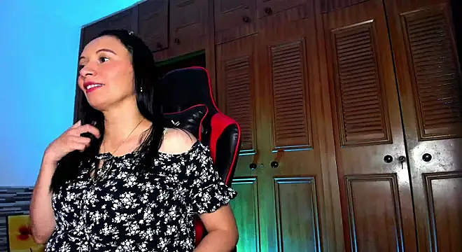 gracekelly12 online show from 12/03/24, 07:22