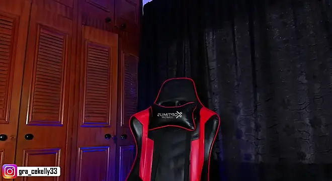 gracekelly12 online show from 01/13/25, 07:53