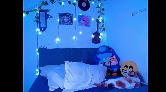 Snapshot of Caitlynwheler chatting on 01/26/25, 03:48 Caitlynwheler online show from 01/26/25, 03:48