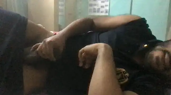 Snapshot of bigdomdaddy4bitch chatting on 01/21/25, 07:50 bigdomdaddy4bitch online show from 01/21/25, 07:50