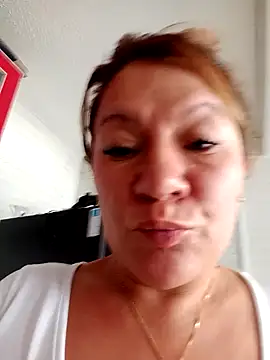 Skylar-Vox- online show from 11/01/25, 08:55