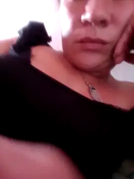 Skylar-Vox- online show from 11/04/25, 08:08