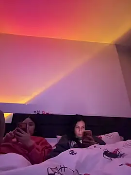 daniniescobarr online show from 03/15/26, 11:00
