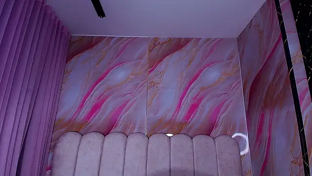 mia stanfort online show from 03/22/26, 07:17