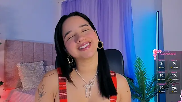 emilyrouxe online show from 11/10/25, 04:17