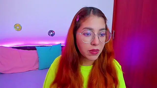 Snapshot of _Moon_Johnson chatting on 09/13/25, 12:54 Moon Johnson online show from 09/13/25, 12:54