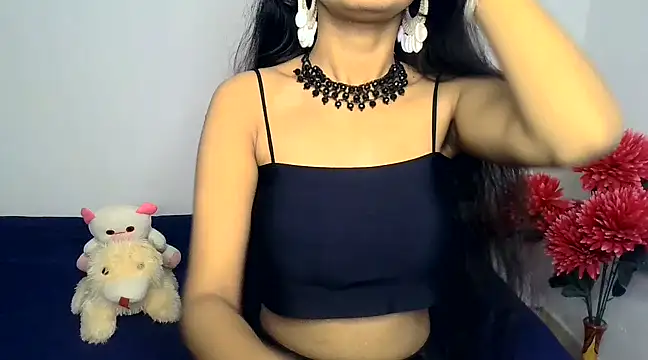 SUZY FROMUS online show from 12/08/24, 05:39