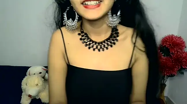 SUZY FROMUS online show from 12/08/24, 12:08