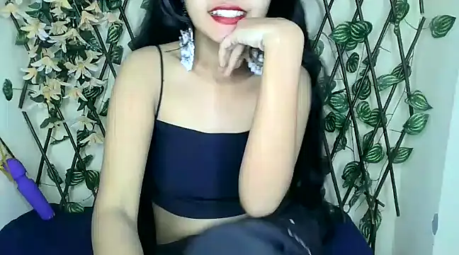 SUZY FROMUS online show from 02/06/25, 08:13