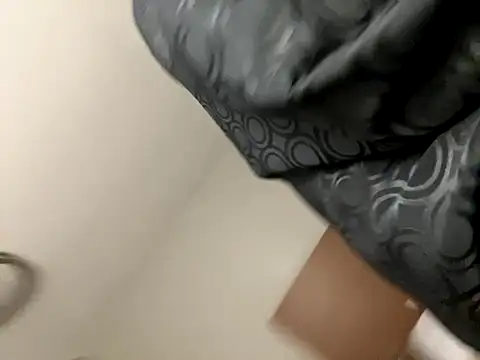 Snapshot of Backshort11 chatting on 10/20/25, 03:07 Backshort11 online show from 10/20/25, 03:07