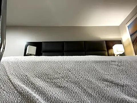 Snapshot of Backshort11 chatting on 11/16/25, 05:35 Backshort11 online show from 11/16/25, 05:35