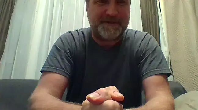 Snapshot of Haariglang chatting on 12/18/24, 06:10 Haariglang online show from 12/18/24, 06:10